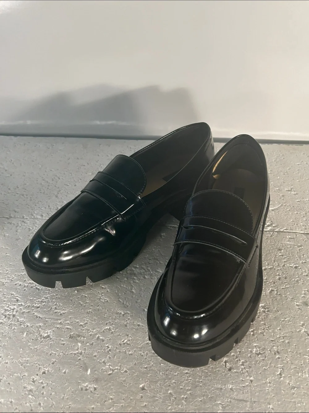 Nine West SZ 9 Maibel Black Glossy Lug Sole Loafer Career Academia Preppy Retro
